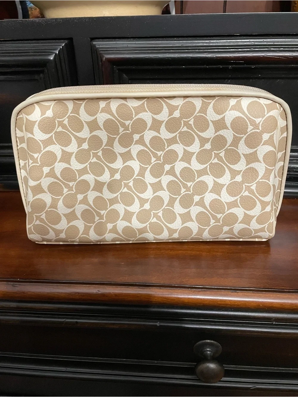 Coach cosmetic case